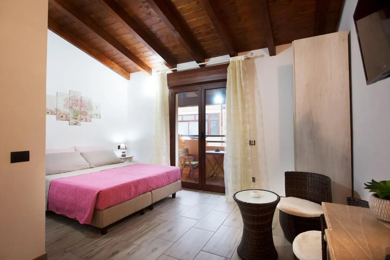 B&B La terrazza di Ub Sìnnai 0*,  Italia